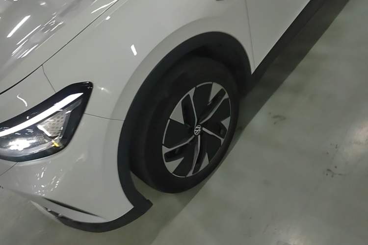 Used Volkswagen ID.4 CROZZ 2022 Pure Edition Limited Edition Left Front Wheel Hub