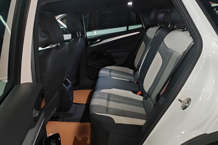 Used Volkswagen ID.4 CROZZ 2022 Pure Edition Limited Edition Left Rear Seat