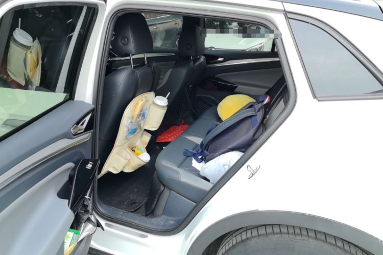 Used Volkswagen ID.4 CROZZ 2022 Long-Range Lite PRO Edition Left Rear Seat