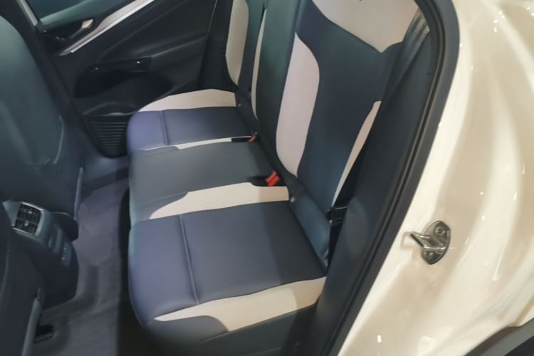 Used Volkswagen ID.4 CROZZ 2022 Standard Range PURE Edition Left Rear Seat