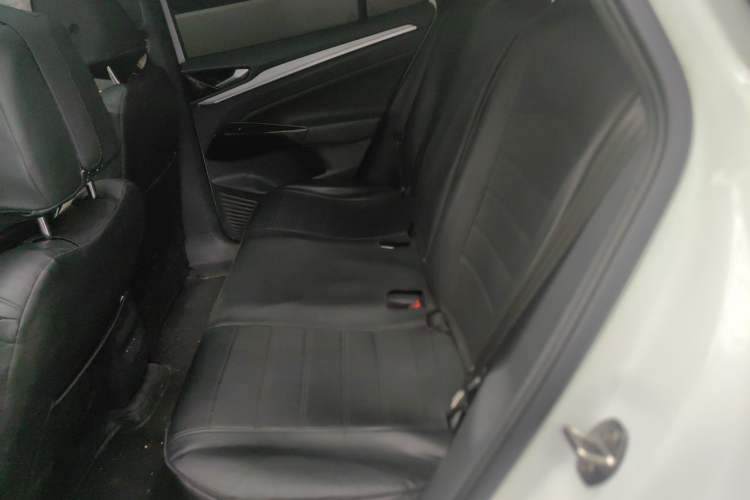 Used Volkswagen ID.4 CROZZ 2022 Pure Edition Limited Edition Left Rear Seat