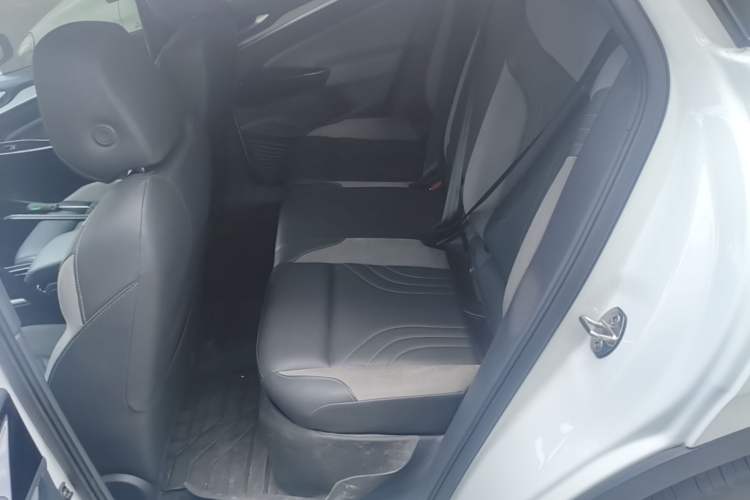 Used Volkswagen ID.4 CROZZ 2022 Long-Range Lite PRO Edition Left Rear Seat