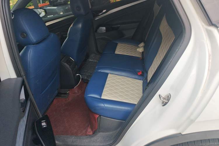 Used Volkswagen ID.4 CROZZ 2022 Pure Edition Limited Edition Left Rear Seat