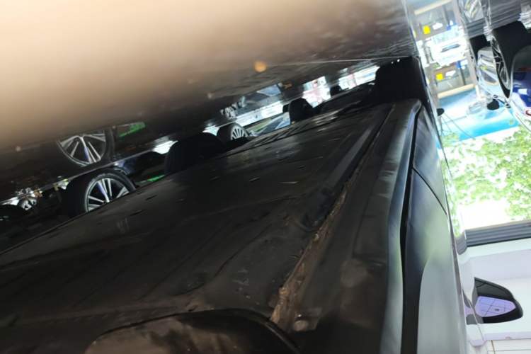 Used Volkswagen ID.4 CROZZ 2022 Pure Edition Limited Edition Left Side Sill
