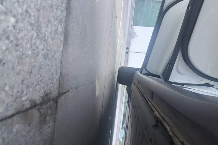 Used Volkswagen ID.4 CROZZ 2022 Pure Edition Limited Edition Left Side Sill