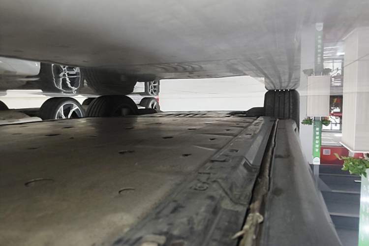 Used Volkswagen ID.4 CROZZ 2022 Long-Range Lite PRO Edition Left Side Sill