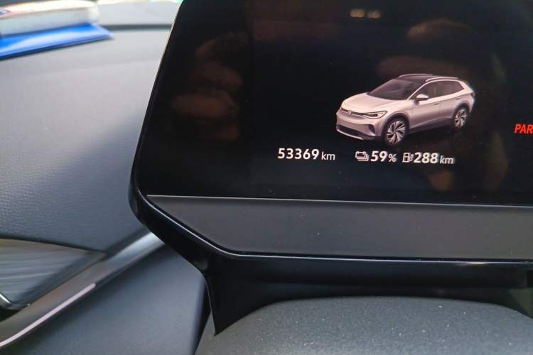 Used Volkswagen ID.4 CROZZ 2022 Long-Range PURE+ Edition Odometer Close Up