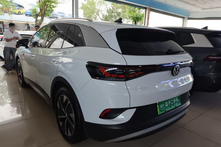 Used Volkswagen ID.4 CROZZ 2022 Pure Edition Limited Edition Rear Left 45 Deg
