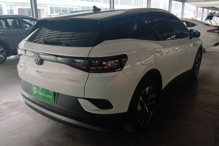 Used Volkswagen ID.4 CROZZ 2022 Standard Range PURE Edition Rear Right 45 Deg