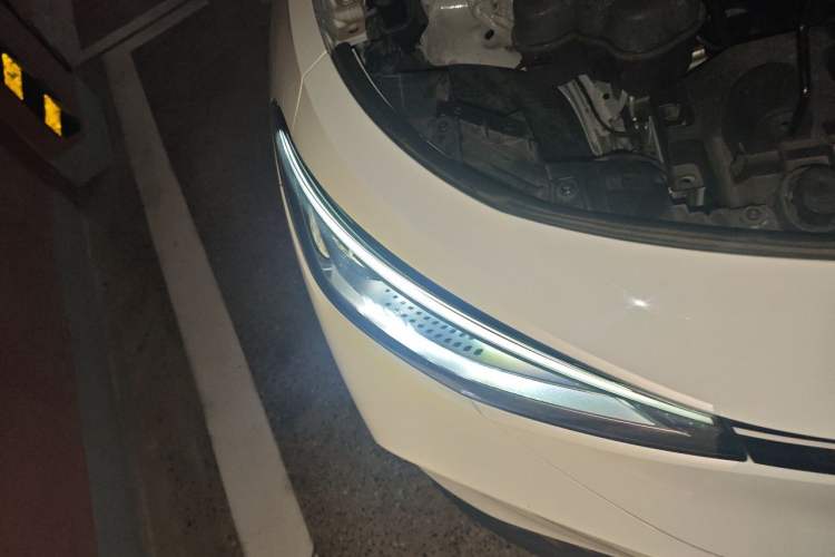 Used Volkswagen ID.4 CROZZ 2022 Pure Edition Limited Edition Right Front Headlight