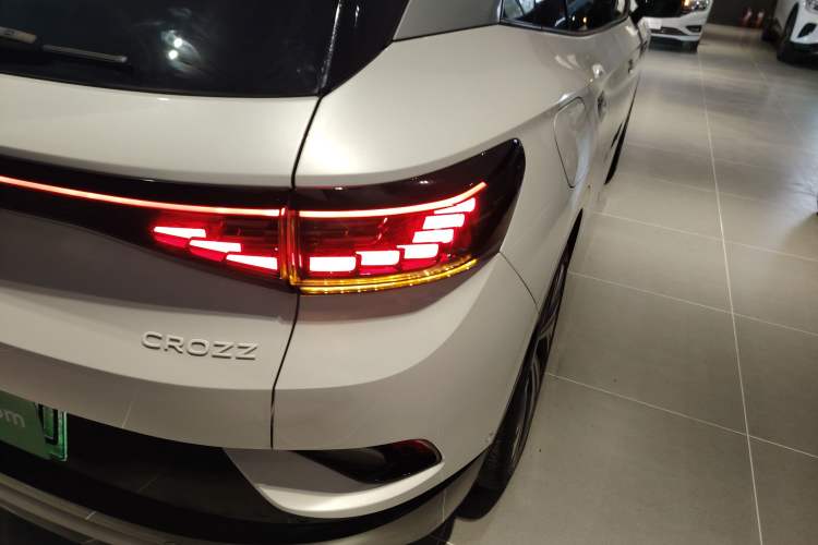 Used Volkswagen ID.4 CROZZ 2022 High-Performance PRIME Edition Right Rear Taillight