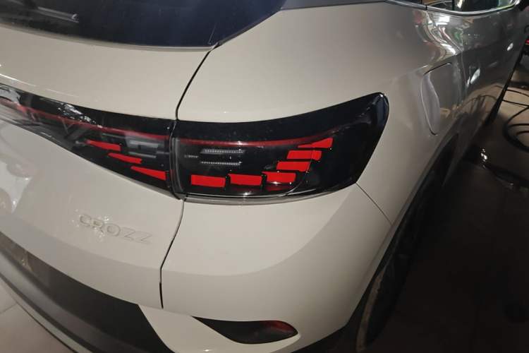 Used Volkswagen ID.4 CROZZ 2022 Long-Range PURE+ Edition Right Rear Taillight