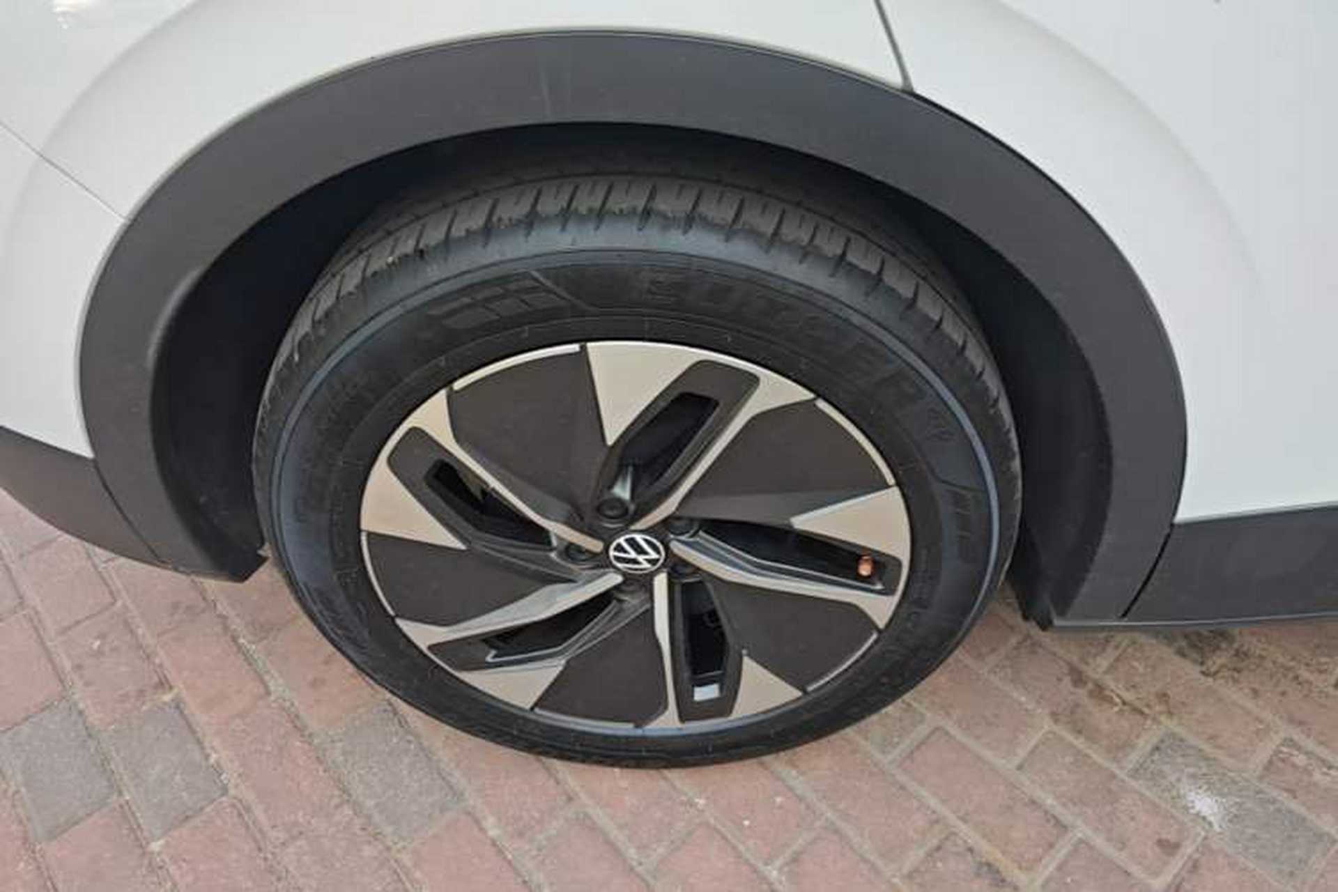 Used Volkswagen ID.4 CROZZ 2022 Standard Range PURE Edition Right Rear Wheel Hub