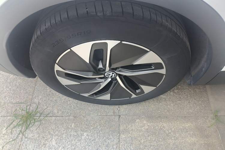 Used Volkswagen ID.4 CROZZ 2022 Pure Edition Limited Edition Right Rear Wheel Hub