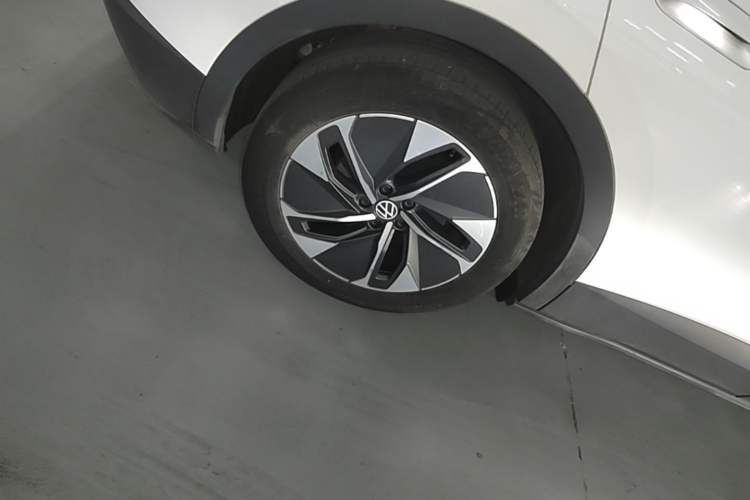 Used Volkswagen ID.4 CROZZ 2022 Pure Edition Limited Edition Right Rear Wheel Hub