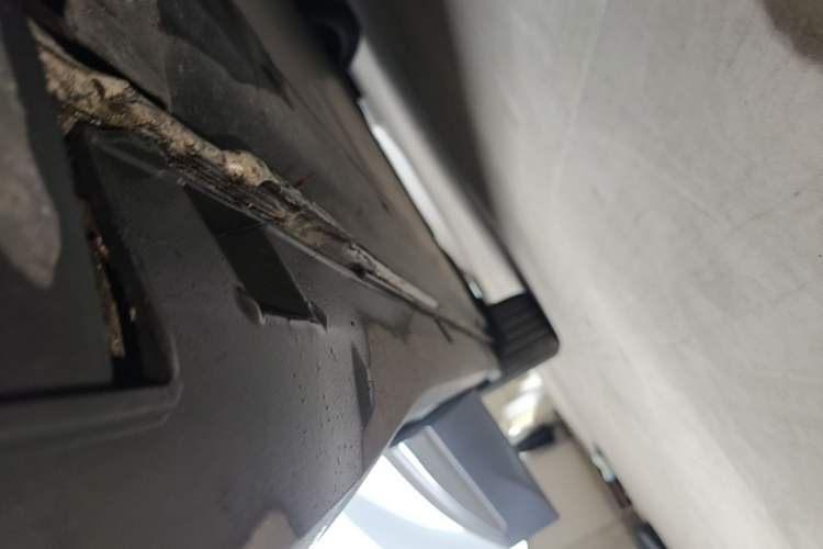 Used Volkswagen ID.4 CROZZ 2022 Long-Range Lite PRO Edition Right Side Sill