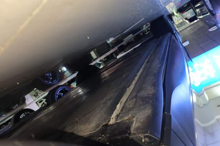 Used Volkswagen ID.4 CROZZ 2022 Pure Edition Limited Edition Right Side Sill