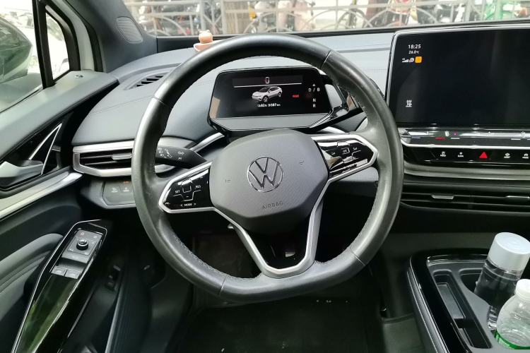 Used Volkswagen ID.4 CROZZ 2022 Long-Range Lite PRO Edition Steering Wheel