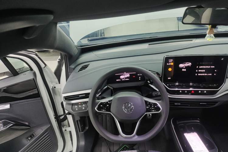 Used Volkswagen ID.4 CROZZ 2022 Long-Range PURE+ Edition Steering Wheel