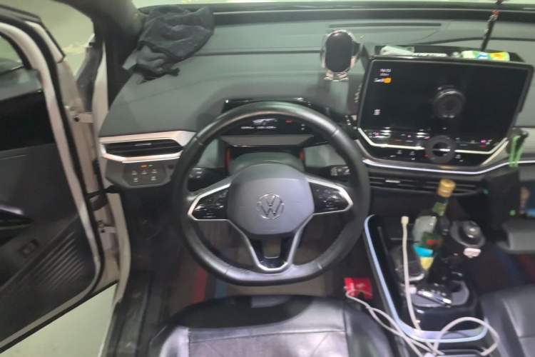 Used Volkswagen ID.4 CROZZ 2022 Long-Range PURE+ Edition Steering Wheel