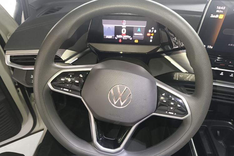 Used Volkswagen ID.4 CROZZ 2022 Long-Range PRO Edition Steering Wheel