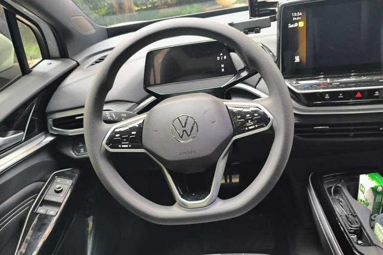 Used Volkswagen ID.4 CROZZ 2022 Long-Range PURE+ Edition Steering Wheel