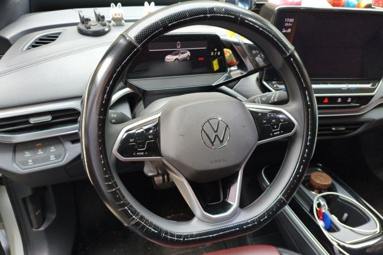 Used Volkswagen ID.4 CROZZ 2022 Long-Range PURE+ Edition Steering Wheel