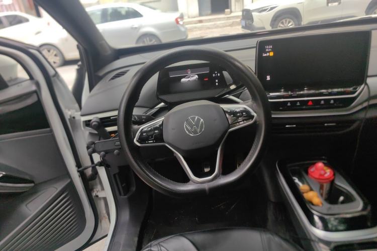Used Volkswagen ID.4 CROZZ 2022 Pure Edition Limited Edition Steering Wheel