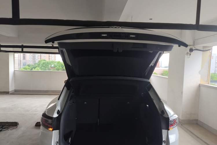 Used Volkswagen ID.4 CROZZ 2022 Long-Range Lite PRO Edition Trunk