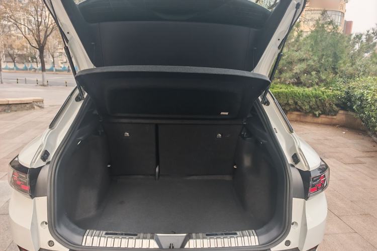 Used Volkswagen ID.4 CROZZ 2022 Pure Edition Limited Edition Trunk