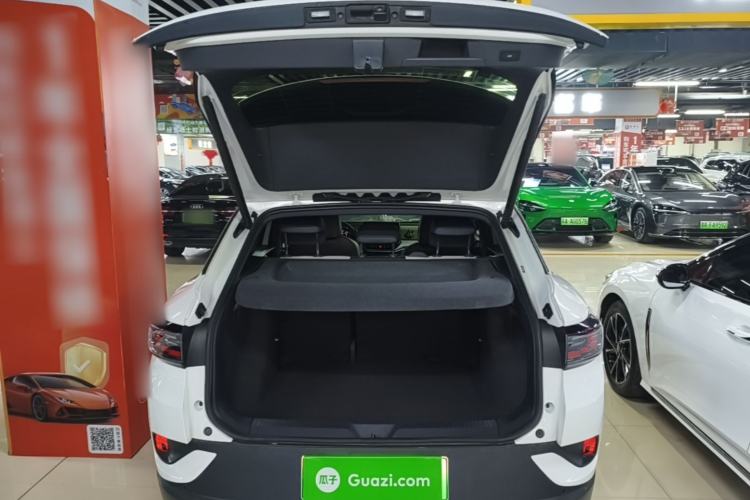 Used Volkswagen ID.4 CROZZ 2022 Long-Range PURE+ Edition Trunk