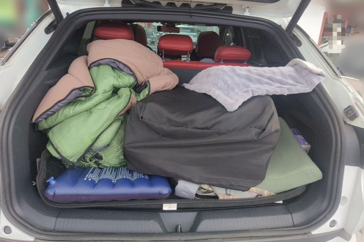 Used Volkswagen ID.4 CROZZ 2022 Long-Range PURE+ Edition Trunk