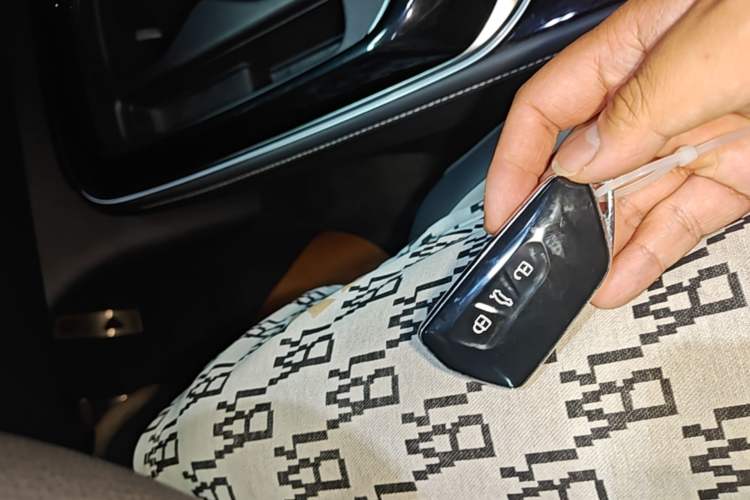 Used Volkswagen ID.4 CROZZ 2022 Pure Edition Limited Edition Vehicle Key