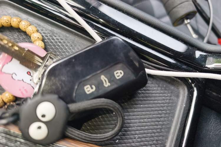 Used Volkswagen ID.4 CROZZ 2022 Long-Range PRO Edition Vehicle Key