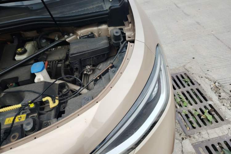 Used Volkswagen ID.4 CROZZ 2022 Long-Range Lite PRO Edition Engine Bay Left