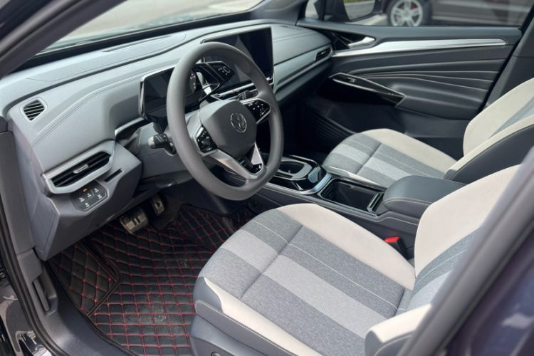 Used Volkswagen ID.4 CROZZ 2024 Pure Edition Limited Edition Interior 5