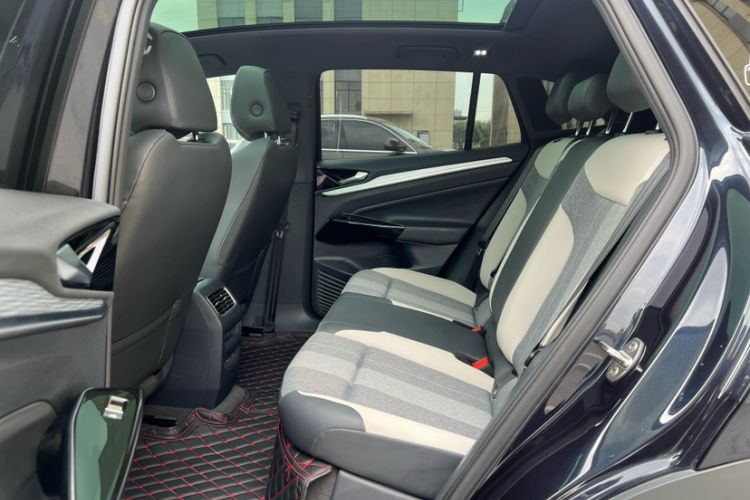 Used Volkswagen ID.4 CROZZ 2024 Pure Edition Limited Edition Interior 8