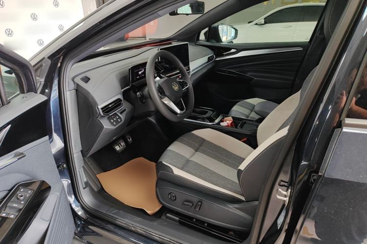 Used Volkswagen ID.4 CROZZ 2024 Pure Edition Limited Edition Left Front Seat