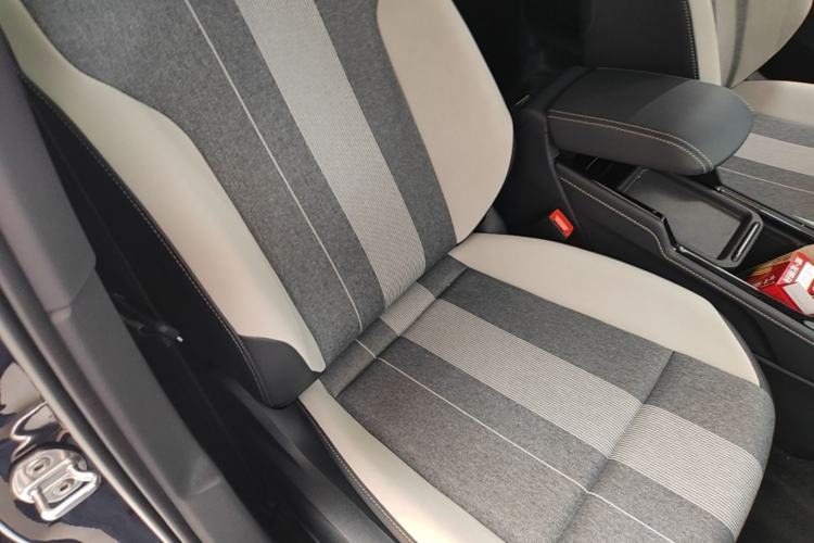 Used Volkswagen ID.4 CROZZ 2024 Pure Edition Limited Edition Right Front Seat