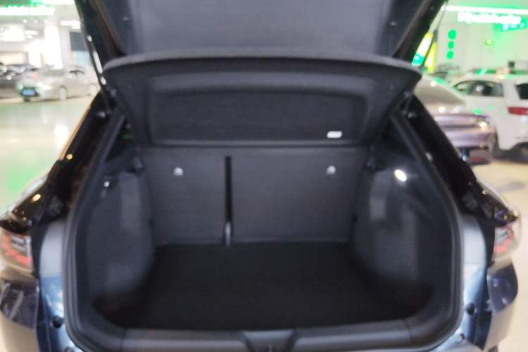 Used Volkswagen ID.4 CROZZ 2024 Pure Edition Limited Edition Trunk
