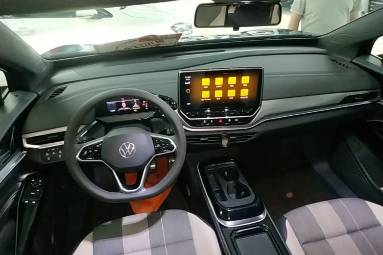 Used Volkswagen ID.4 CROZZ 2024 Pure Edition Limited Edition Center Console