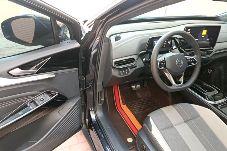 Used Volkswagen ID.4 CROZZ 2024 Pure Edition Limited Edition Driver Seat