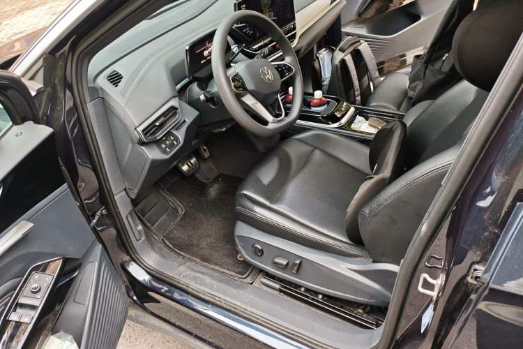Used Volkswagen ID.4 CROZZ 2024 Pure Edition Limited Edition Driver Seat