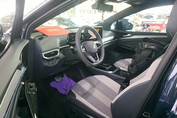 Used Volkswagen ID.4 CROZZ 2024 Pure Edition Limited Edition Driver Seat