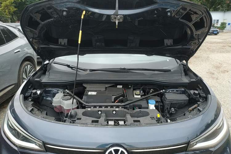 Used Volkswagen ID.4 CROZZ 2024 Facelifted PRIME Engine Bay