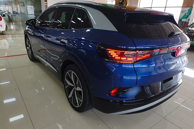 Used Volkswagen ID.4 CROZZ 2024 PRO Model Exterior 2