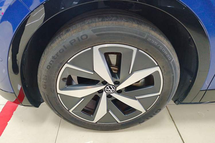 Used Volkswagen ID.4 CROZZ 2024 PRO Model Exterior 4