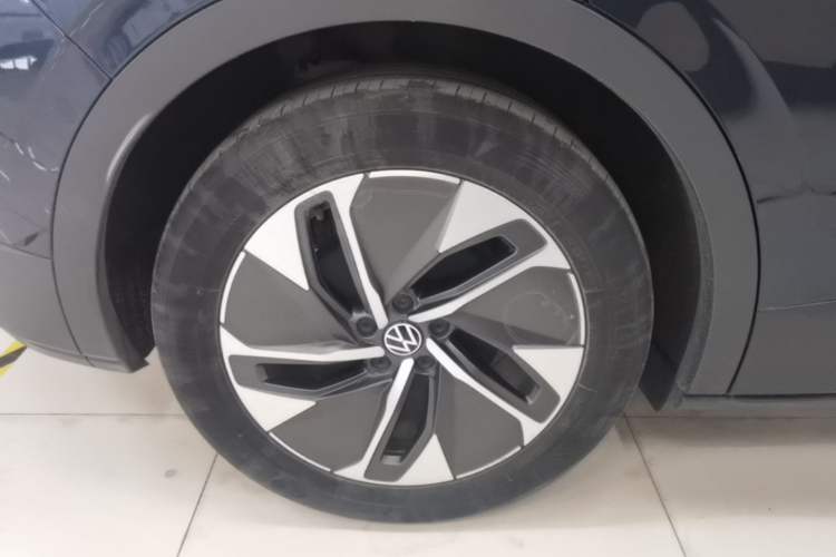 Used Volkswagen ID.4 CROZZ 2024 Pure Edition Limited Edition Exterior 5
