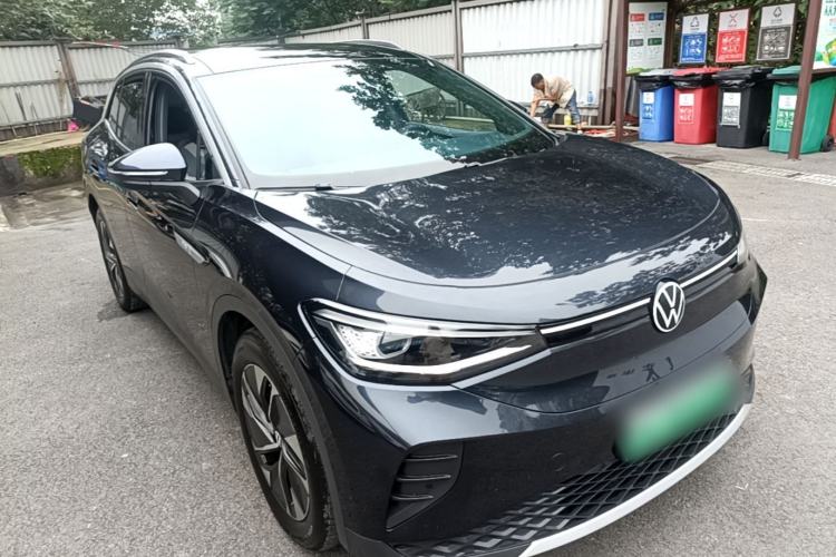 Used Volkswagen ID.4 CROZZ 2024 Pure Edition Limited Edition Front Right 45 Deg
