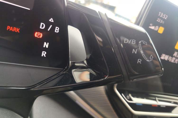 Used Volkswagen ID.4 CROZZ 2024 Pure Edition Limited Edition Gear Lever